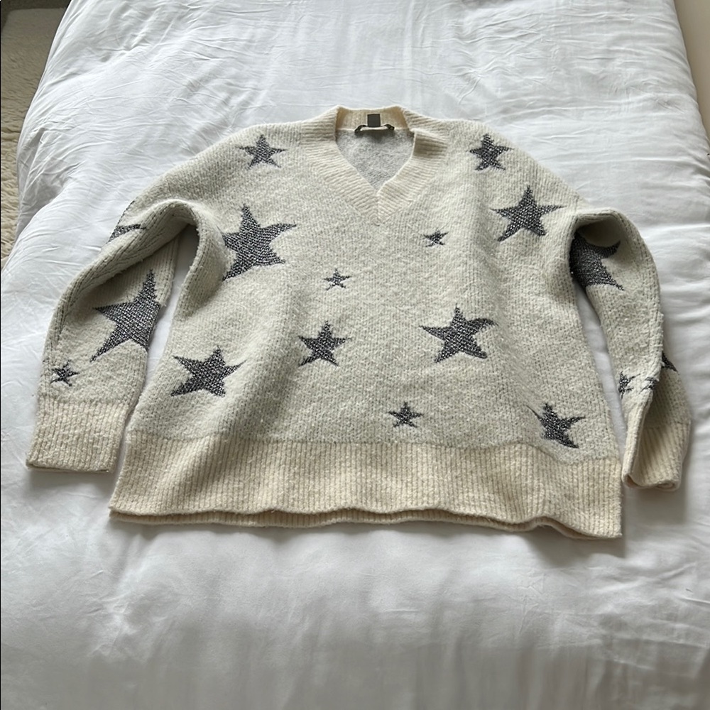 All Saints Cream and Gray V-Neck Sweater with Star Design